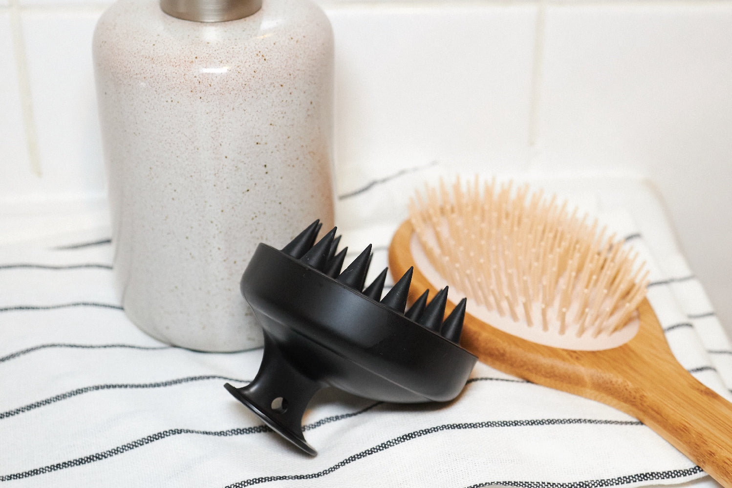 How to use a Scalp Shampoo Brush for Hair Growth